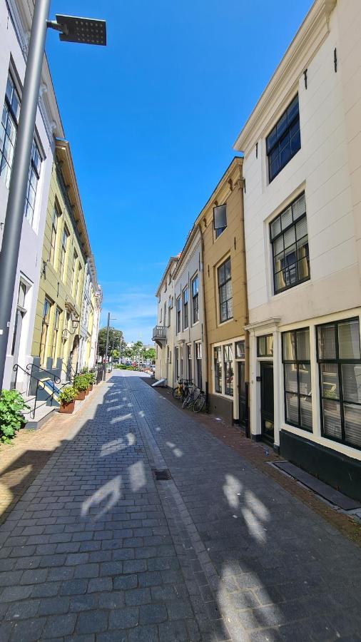 Rijksmonument Havenzicht, Met Zeezicht, Ligging Direct Aan Zee En Centrum Vlissingen Esterno foto